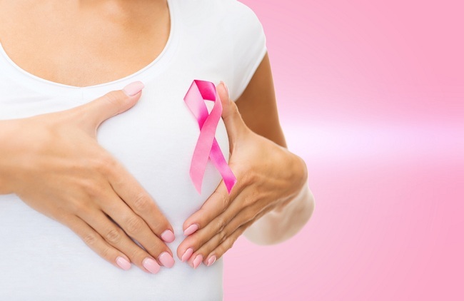wanita-kenali-ciri-ciri-kanker-payudara-stadium-1-sebelum-terlambat-alodokter